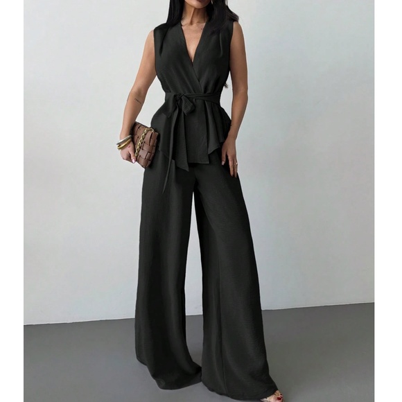 Classic Surplice Sleeveless Belted Blouse Wide leg Pants - Picture 2 of 8